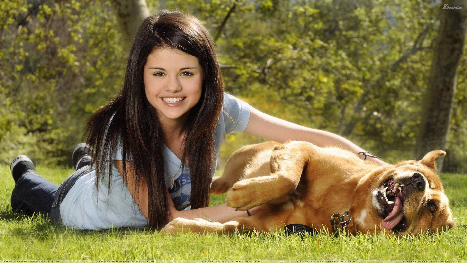 Dog And Girl Selena Gomez Wallpaper