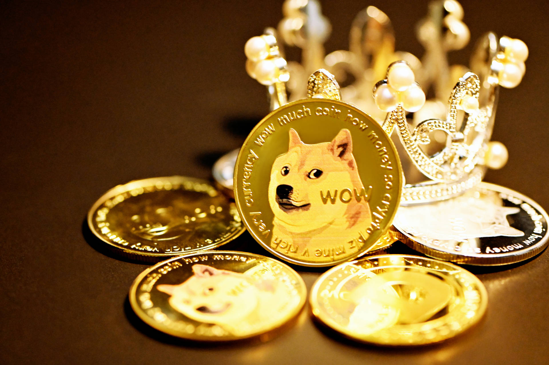 Dogecoin Gold Tokens And Crown Wallpaper