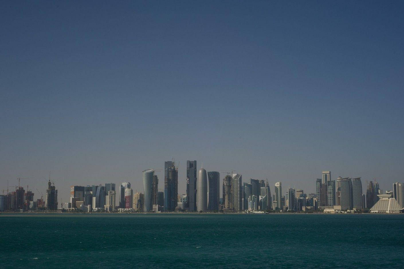 Dohacity Bay Sunlight = Doha Stadsvik Solljus Wallpaper