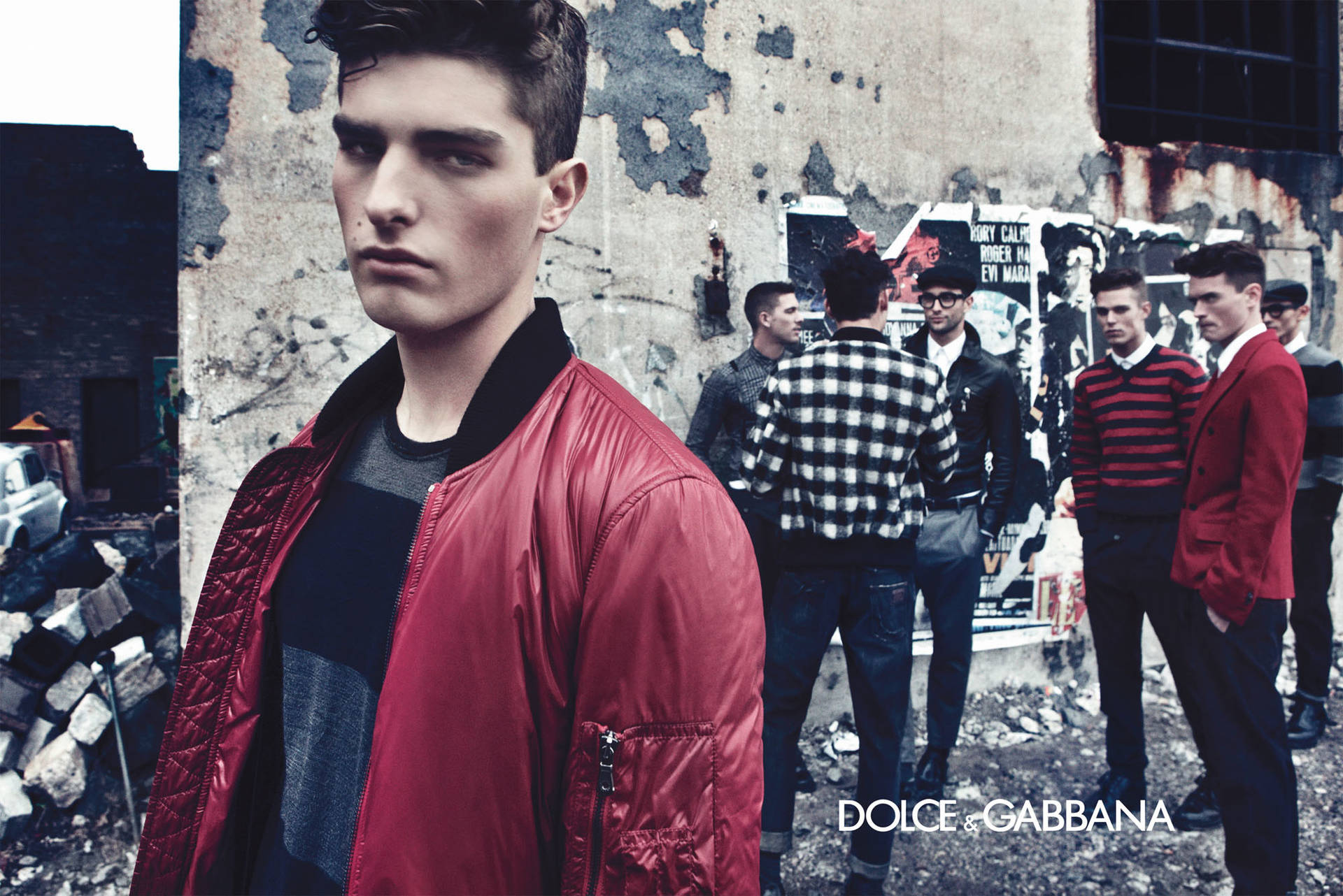 Stunning Models in Dolce and Gabbana's Signature Red and Black Attire Wallpaper