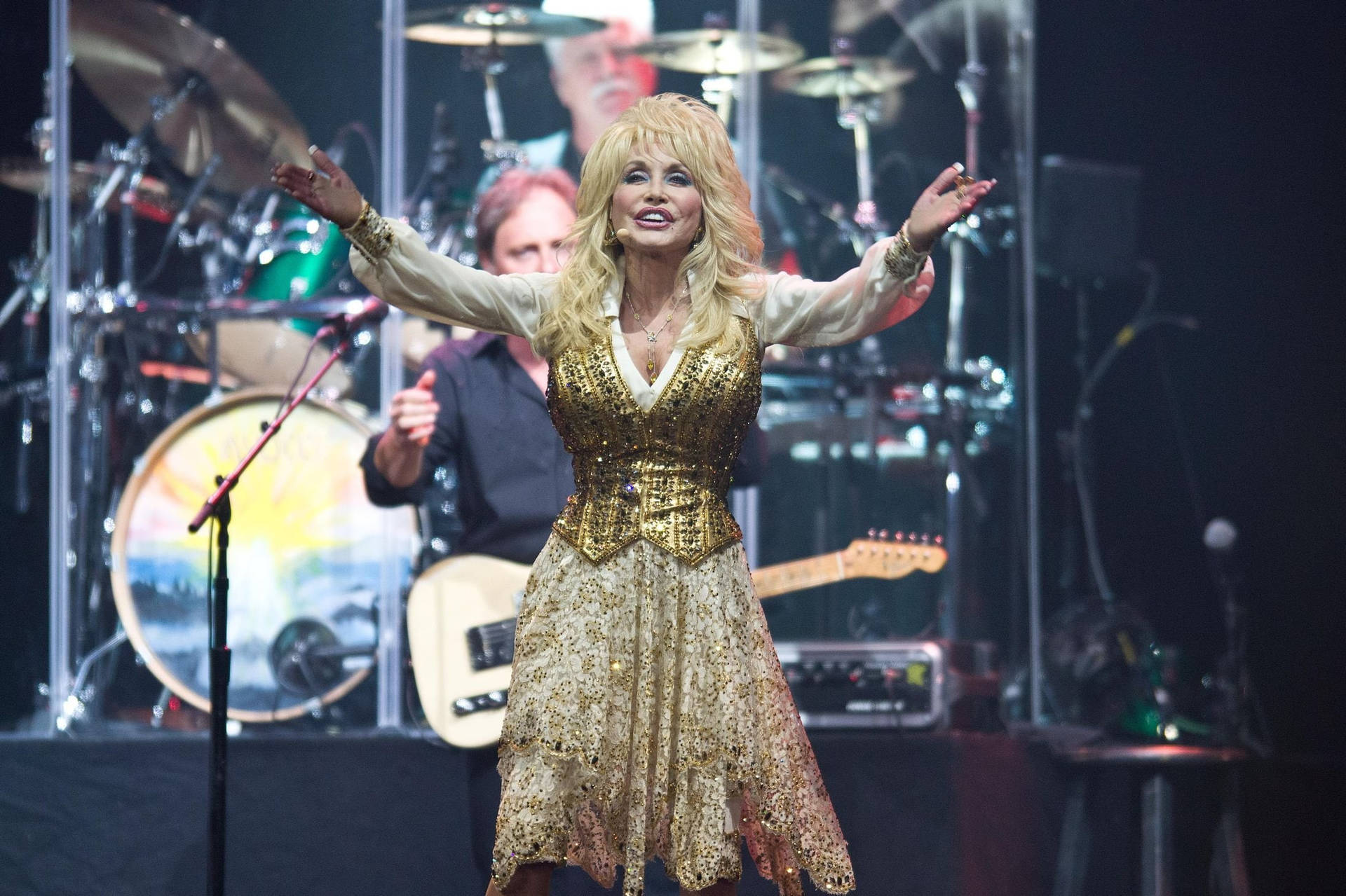 Dolly Parton All-gold Outfit Background