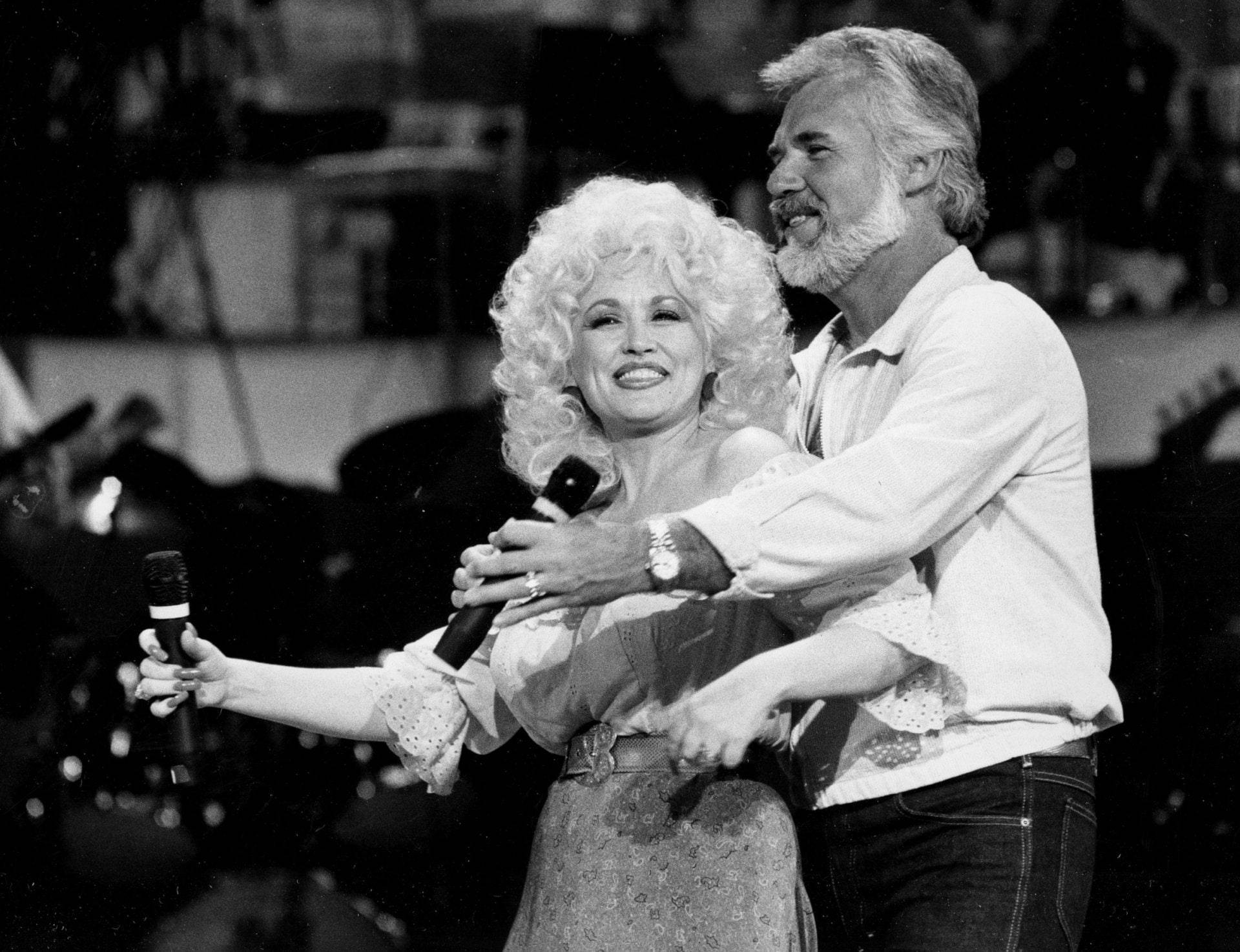 Dolly Parton And Kenny Rogers Photograph Background