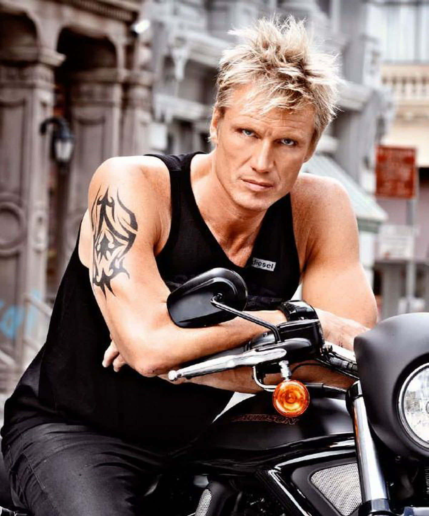 Iconic Hollywood Actor Dolph Lundgren Wallpaper