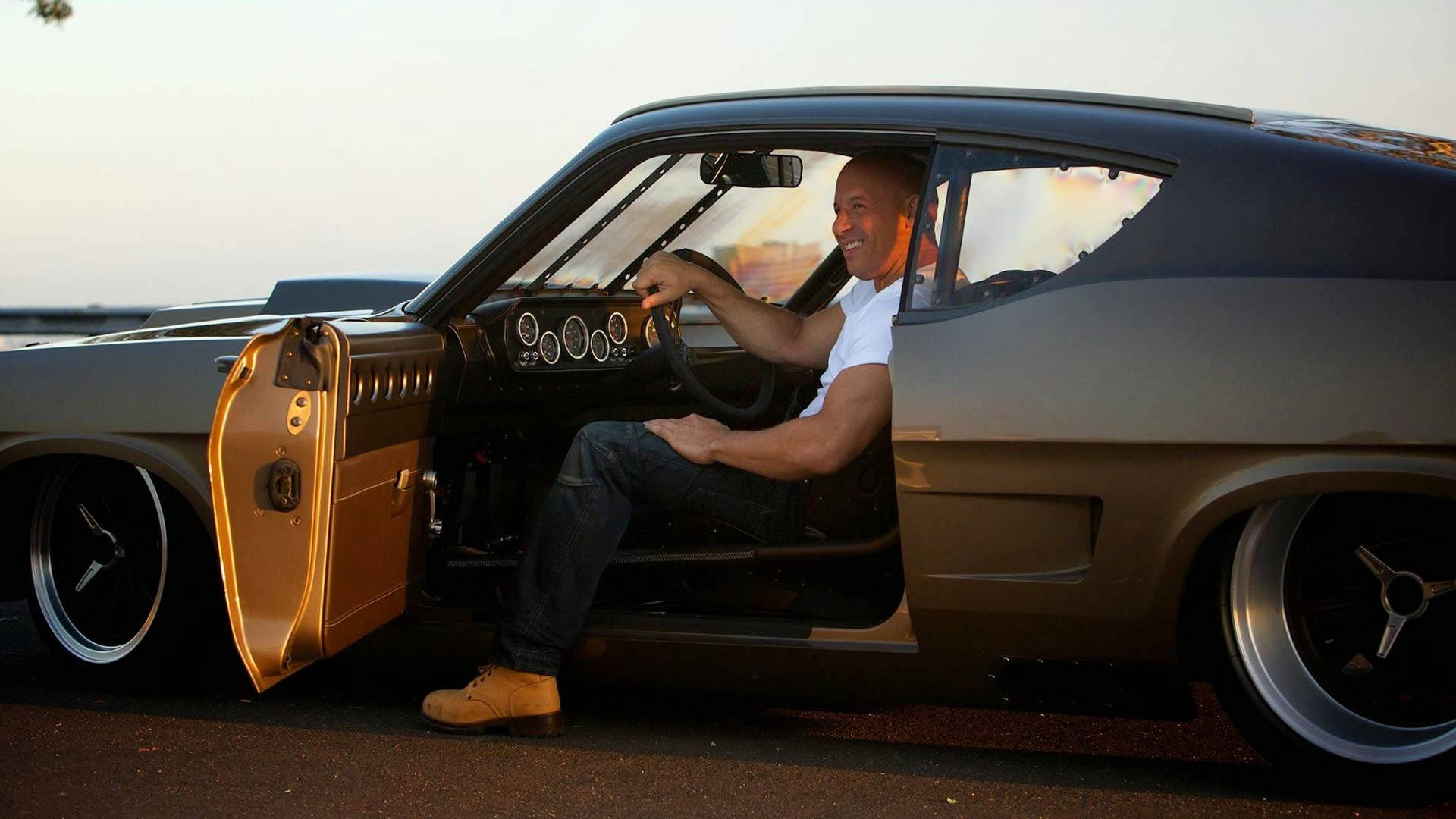 Dom Toretto Fast And Furious Skrivebordsbaggrund Wallpaper