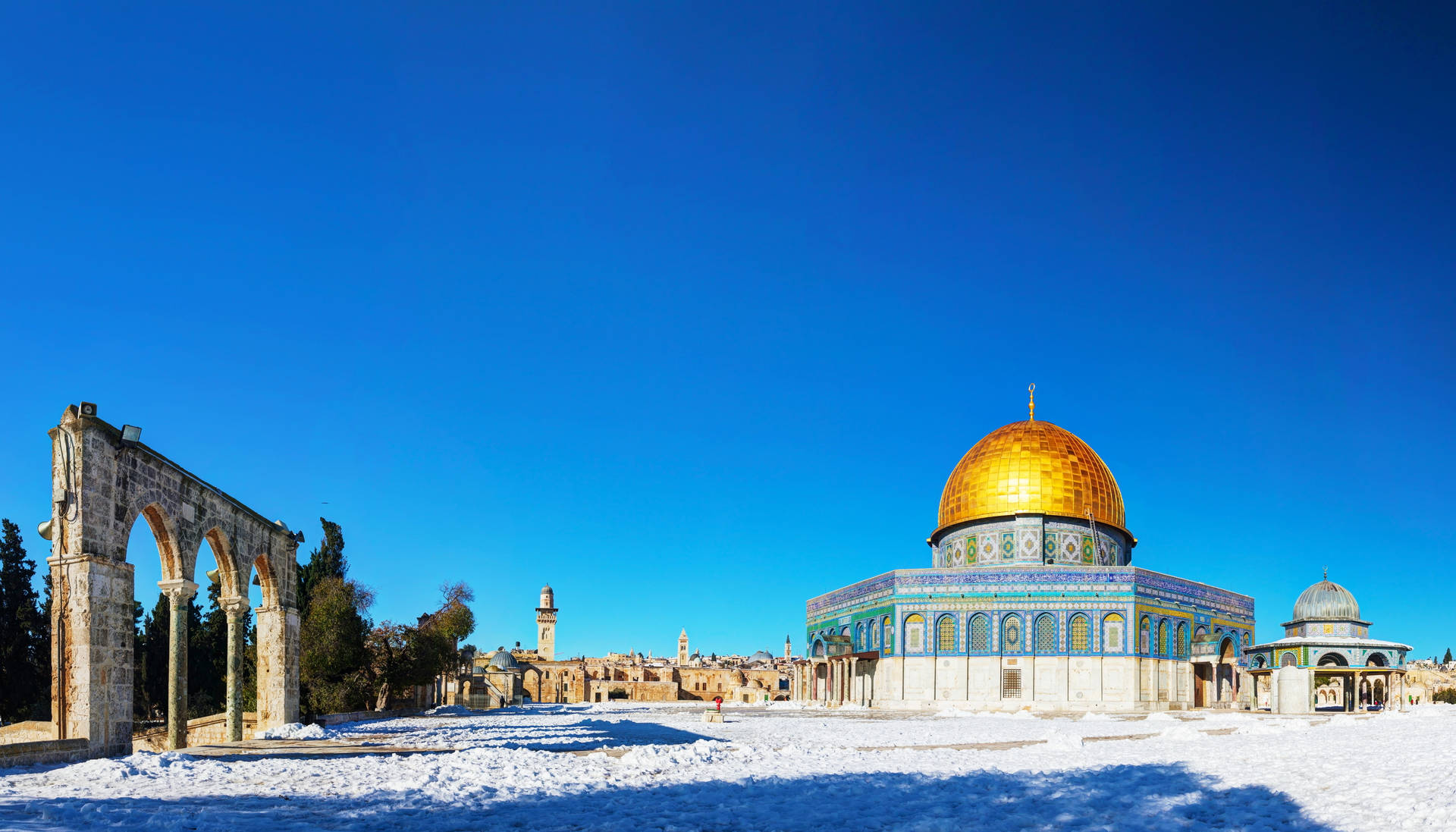 Dome Of The Rock Sunny Plaza Wallpaper