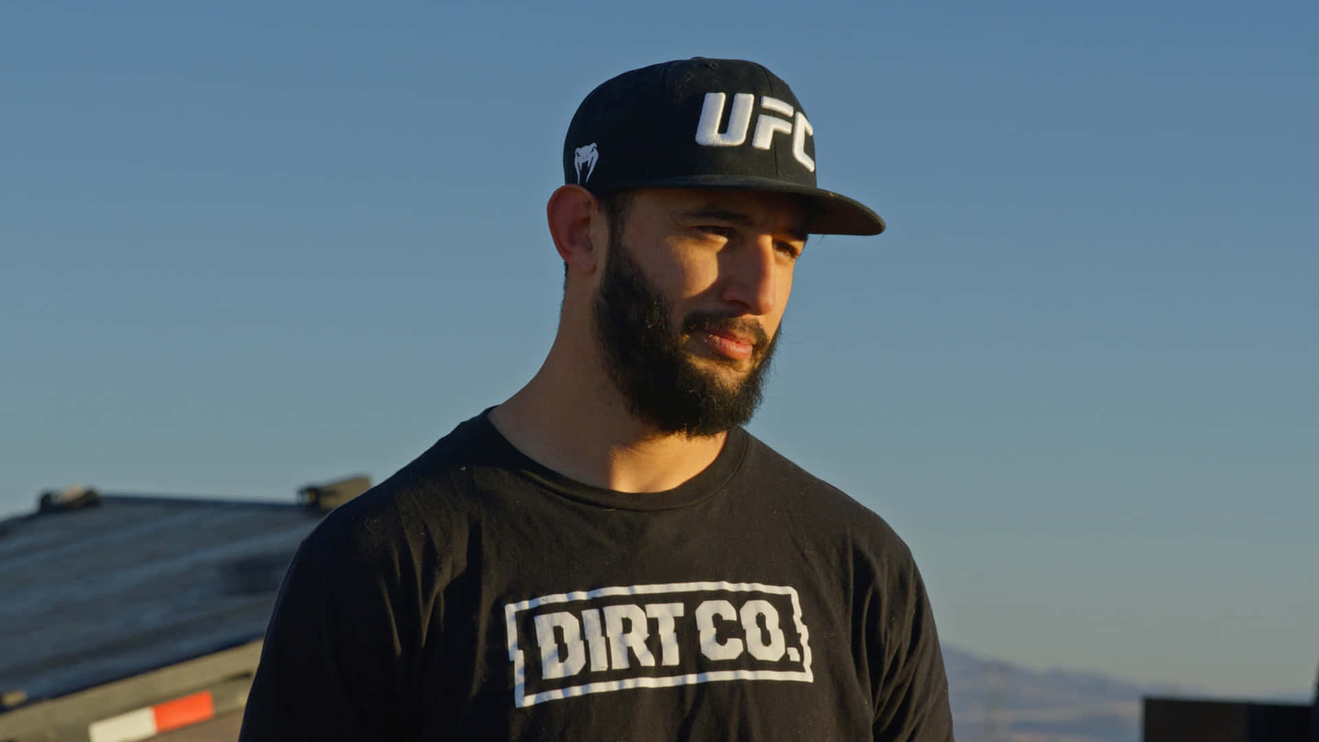 Dominick Reyes Ufc Vechtpartij Buiten Portret Achtergrond