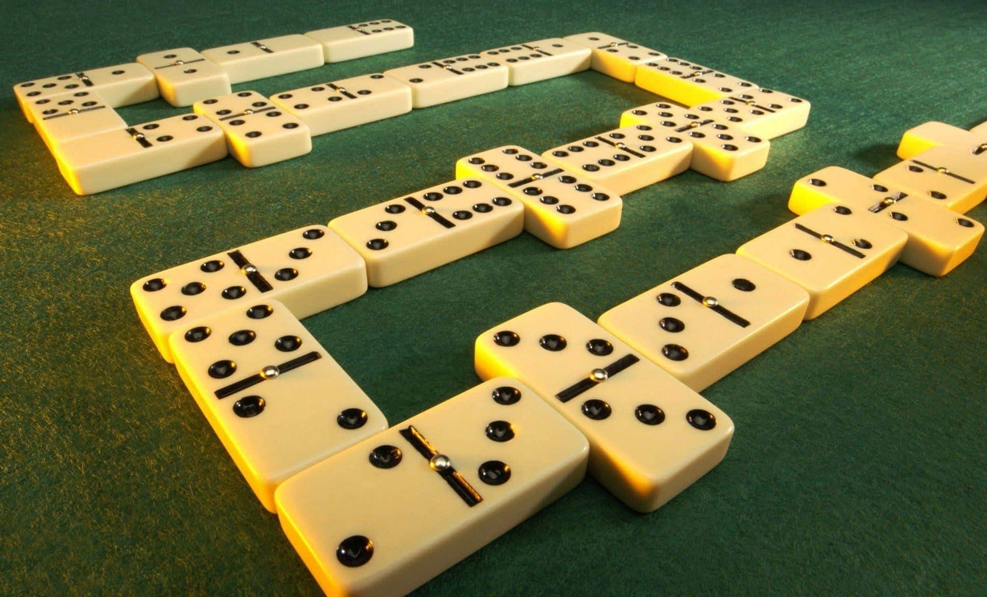 Pezzidi Domino Che Cadono In Una Reazione A Catena