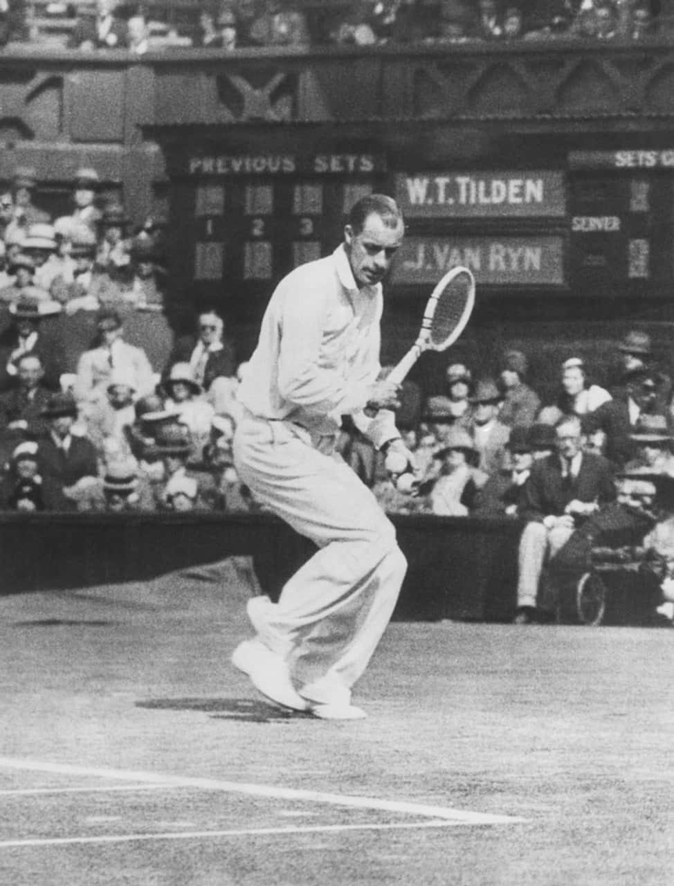 Donbudge Tennis Bill Tilden Translates To Don Budge Tennis Bill Tilden In Swedish, As They Are Proper Names And Do Not Require Translation In This Context Of Computer Or Mobile Wallpaper. Wallpaper