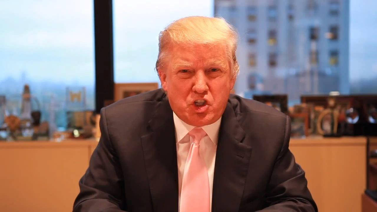 Donald Trump råber på kontorbordet. Wallpaper