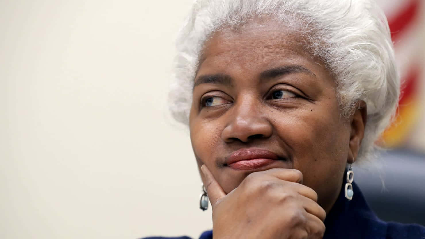 Donna Brazile Speaking At An Event Wallpaper