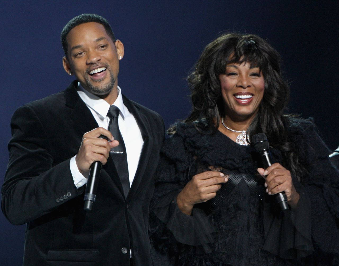 Donna Summer Will Smith Nobel Peace Prize Wallpaper
