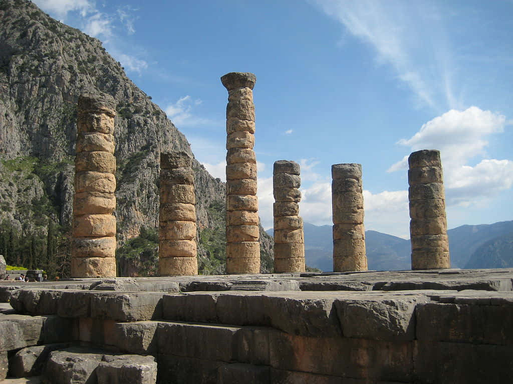 Doric Columns In Temple Of Apollo Wallpaper