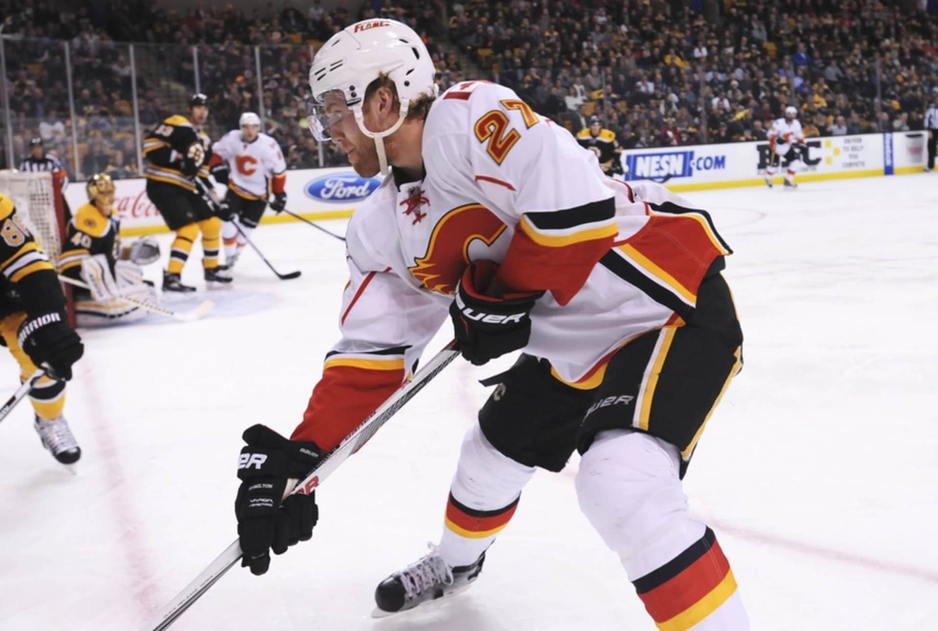 Dougiehamilton Dei Calgary Flames Nel Gioco Del 2016 Sfondo