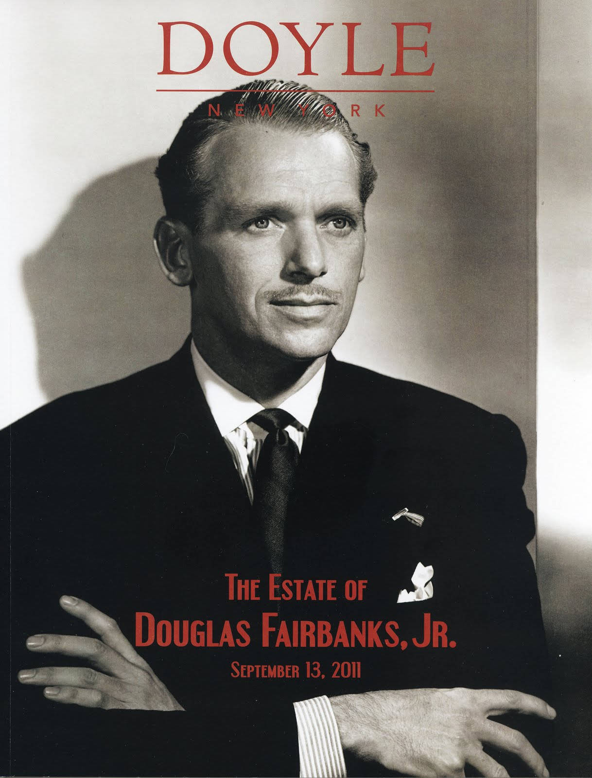 Douglasfairbanks En Blanco Y Negro Con Estética Roja. Fondo de pantalla