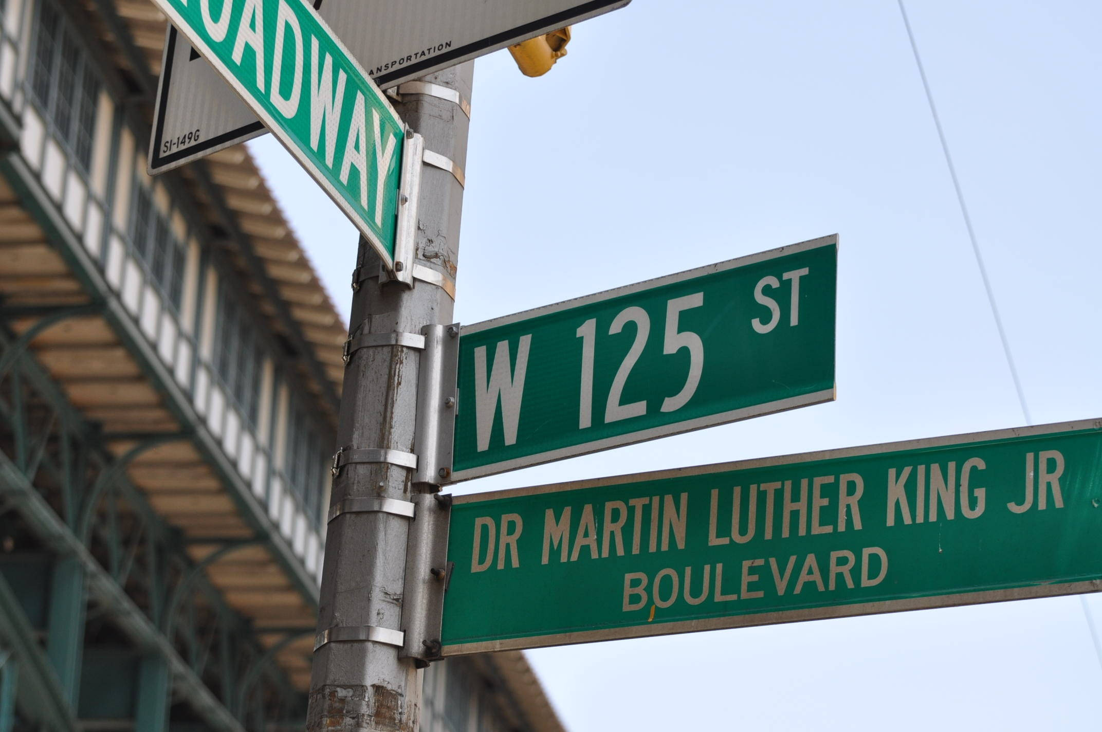 Dr Martin Luther King Jr Boulevard Sign Wallpaper
