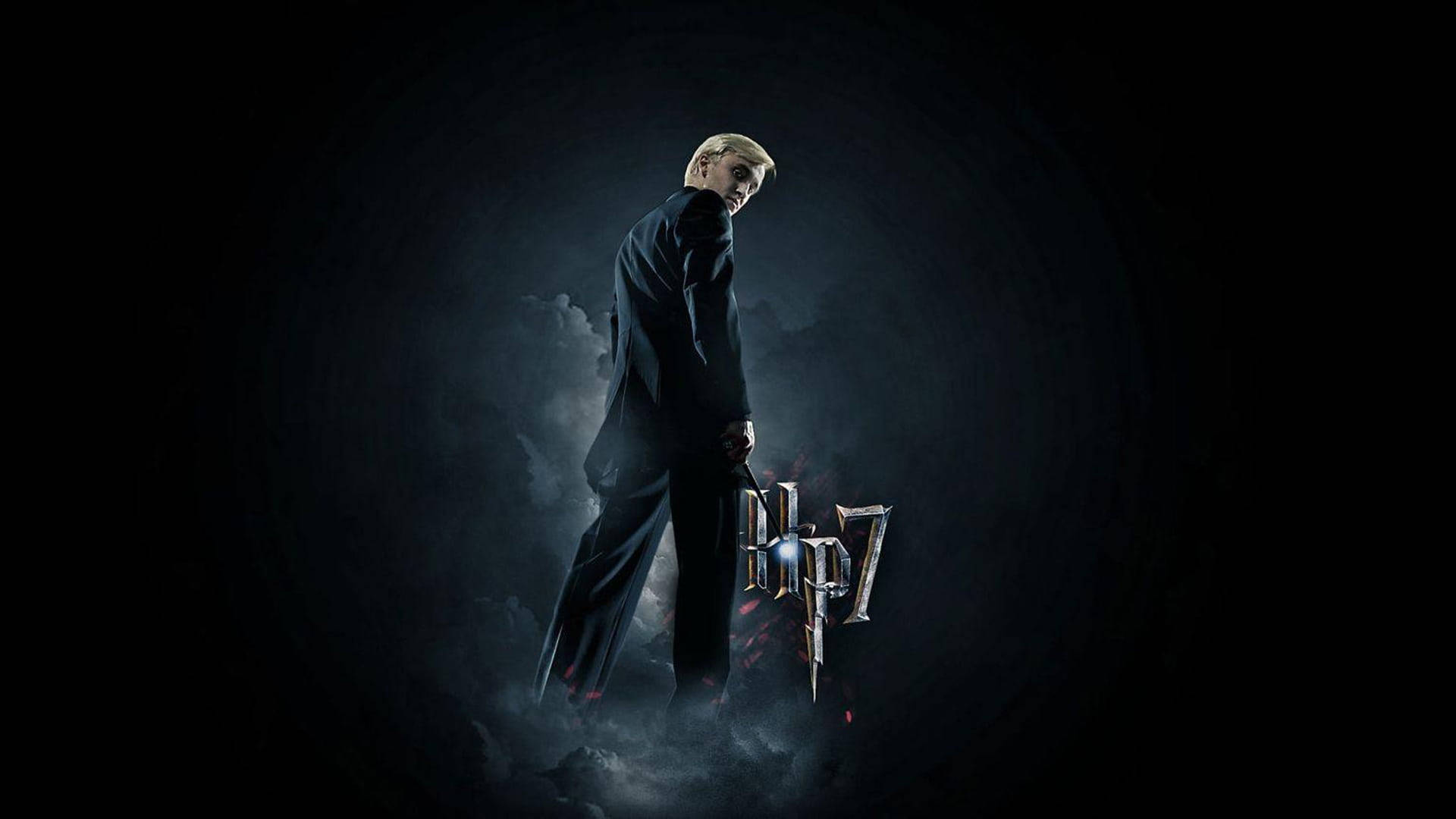 Draco Malfoy In Harry Potter 7 Background