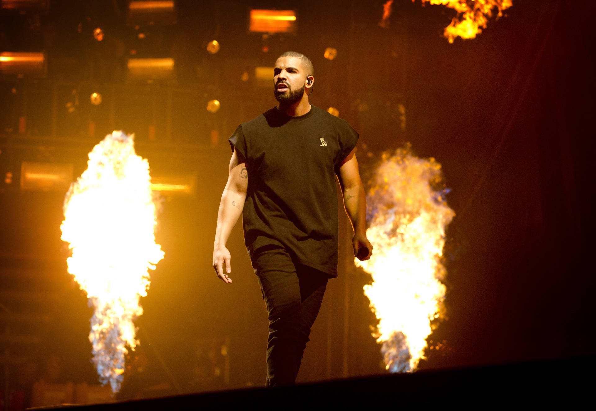 Drake On Fiery Stage Background