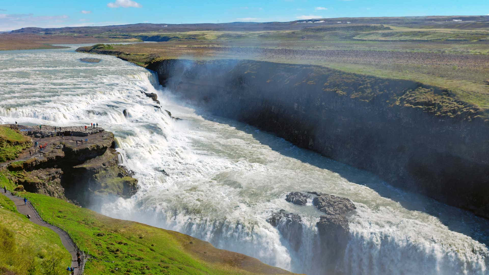 Drizzling Gullfoss Waterfall In Southwest Iceland Wallpaper