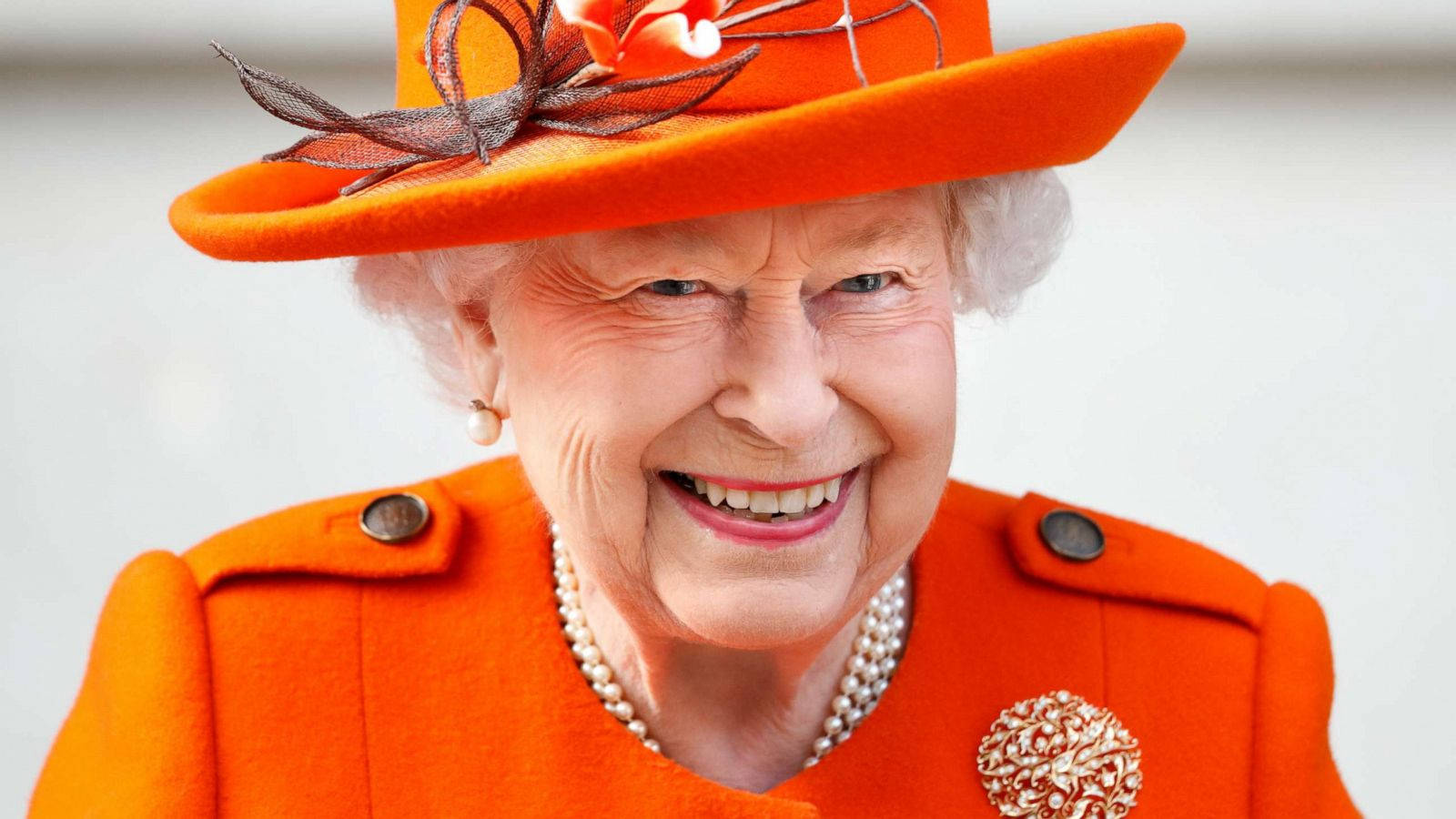 Dronning Elizabeth I Lys Orange Kjole Wallpaper