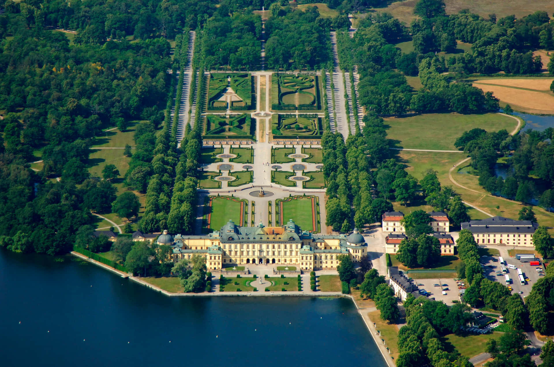 Majestic view of Drottningholm Palace Wallpaper