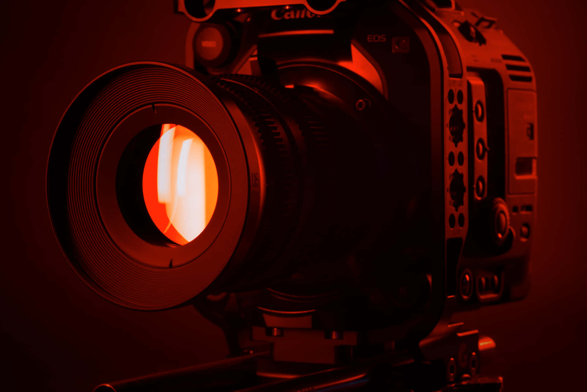 A Camera With A Red Light On It