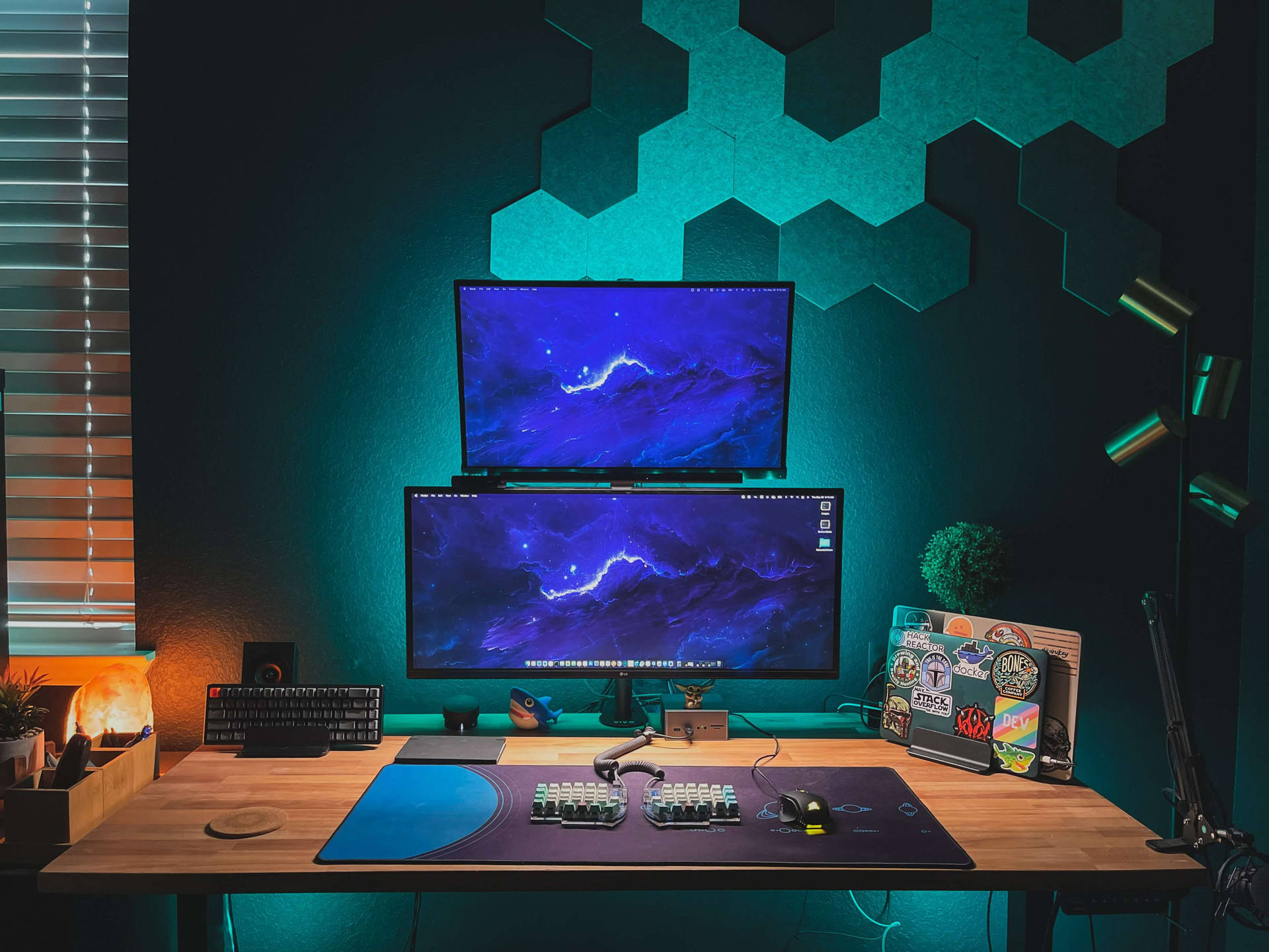 Dual Screen Desktop Computer Background