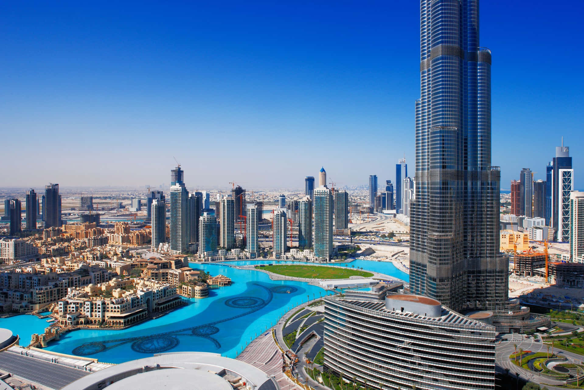 Burjkhalifa-tårnet Og Byen Dubai.