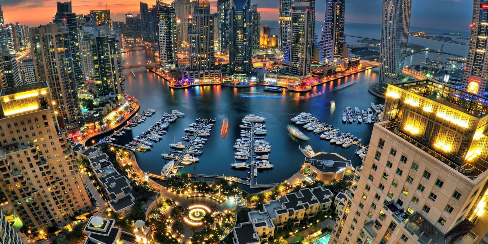 Take in the vibrant hustle and bustle of Dubai
