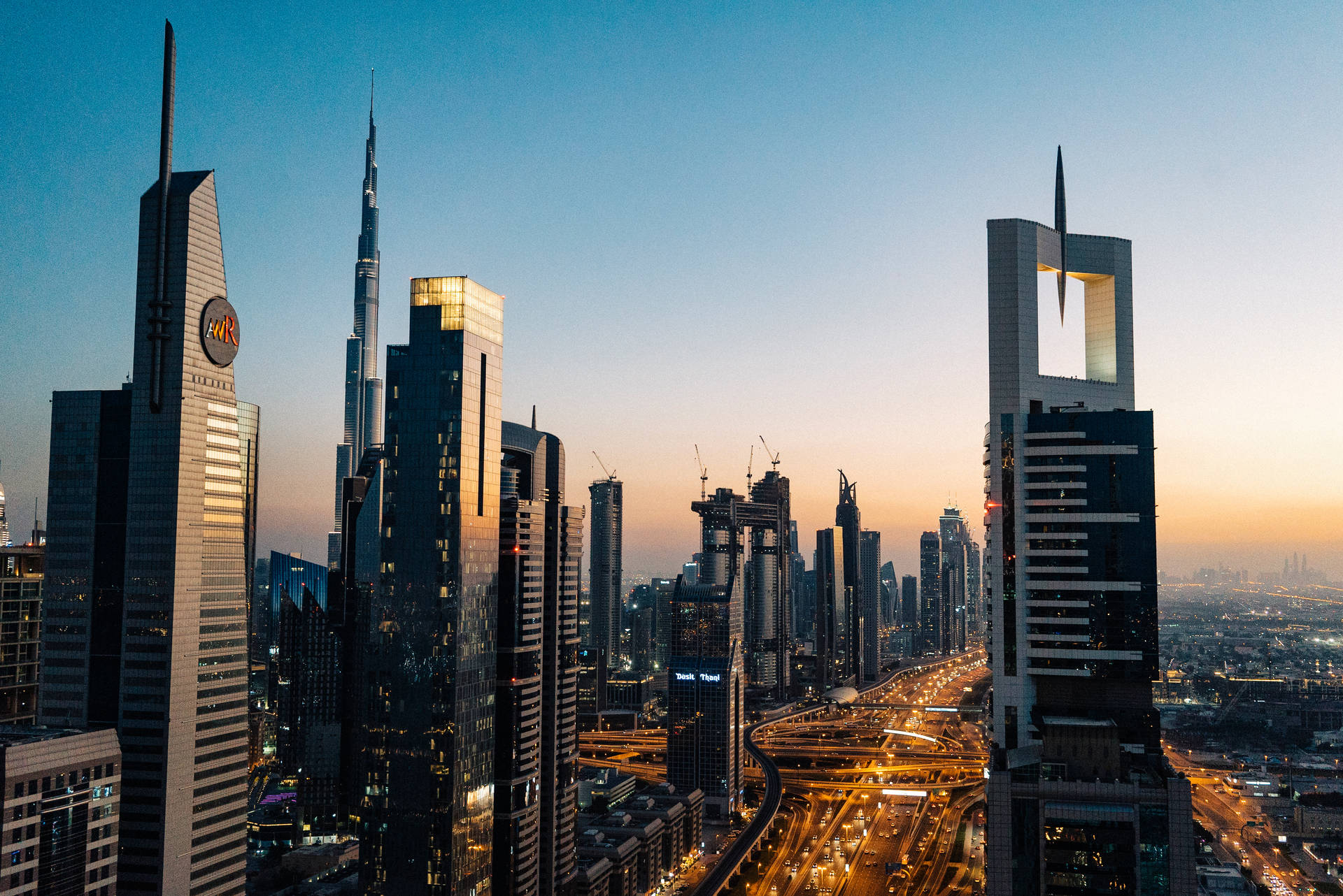 Rascacielosurbanos De Dubai. Fondo de pantalla