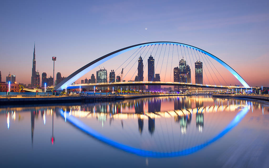 Dubai vandkanal i De Forenede Arabiske Emirater fra baggrund Wallpaper