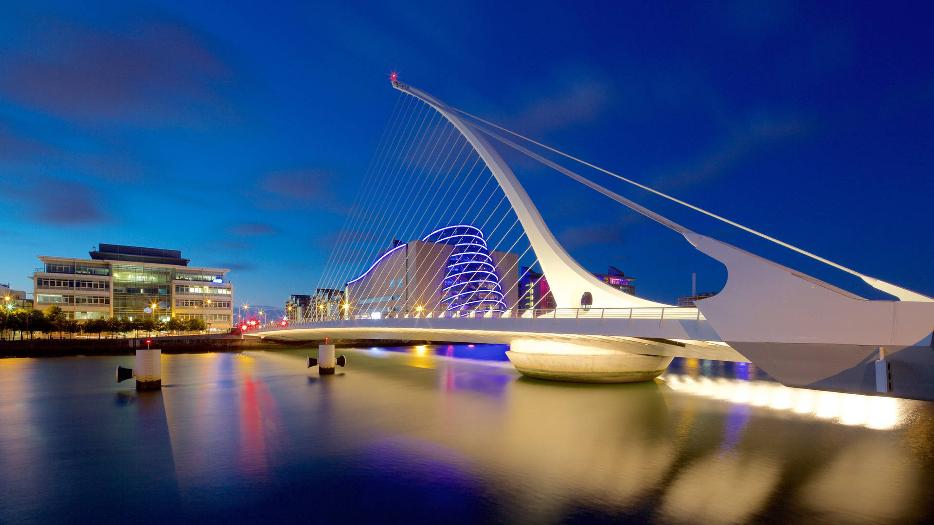 Dublin Cool Harp Bridge Background