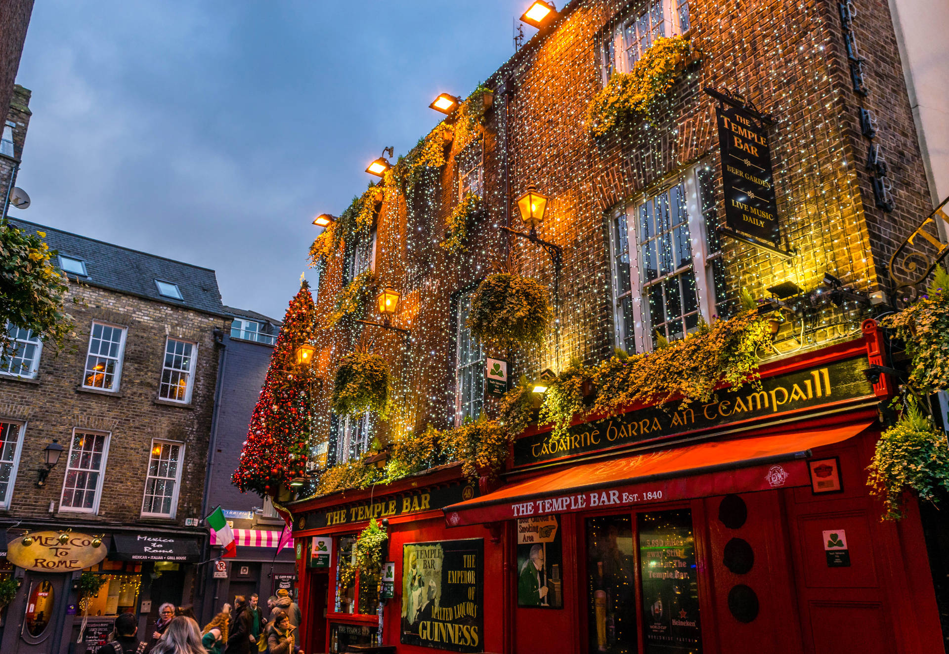 Dublintemple Bar Is A Lively And Vibrant Neighborhood In The Heart Of Dublin City. Wallpaper