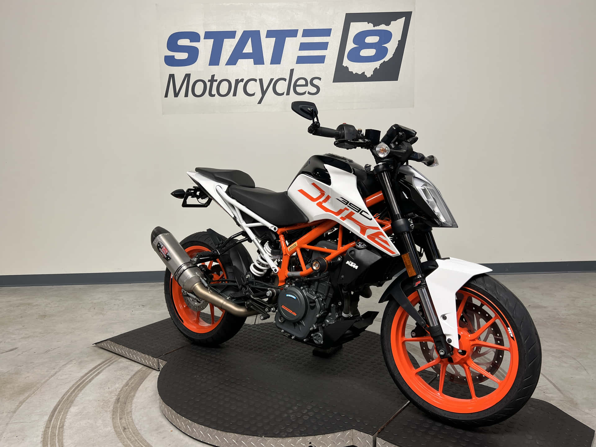 Ktm Duke 390 In State 8 Motorcycles Sign Picture