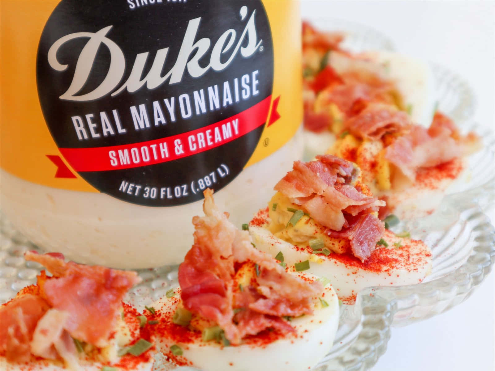 Mayones Dukes Dan Telur Deviled Dengan Bacon Wallpaper