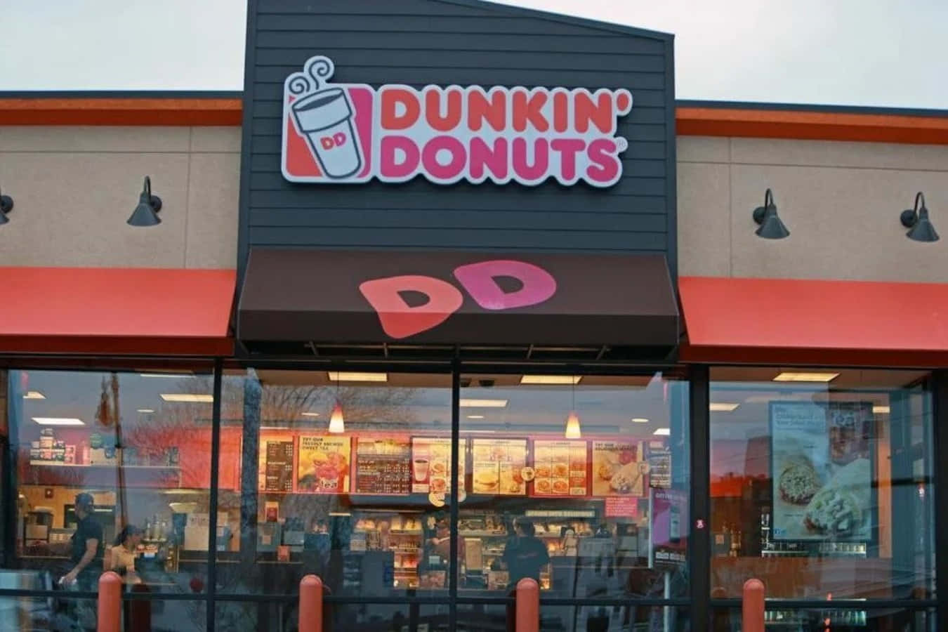 Enjoy the deliciousness of Dunkin Donuts