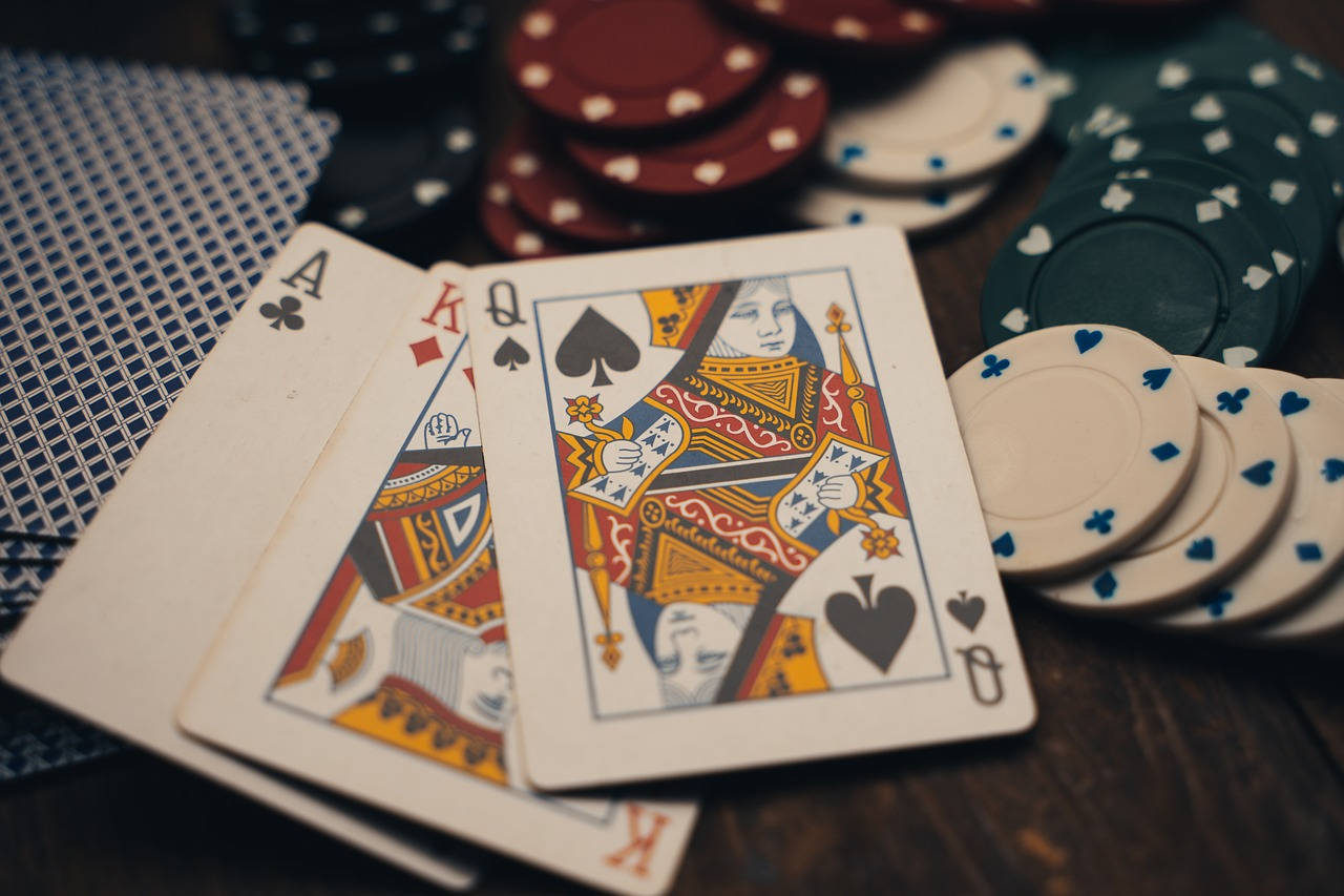 Durak Cards And Chips Wallpaper