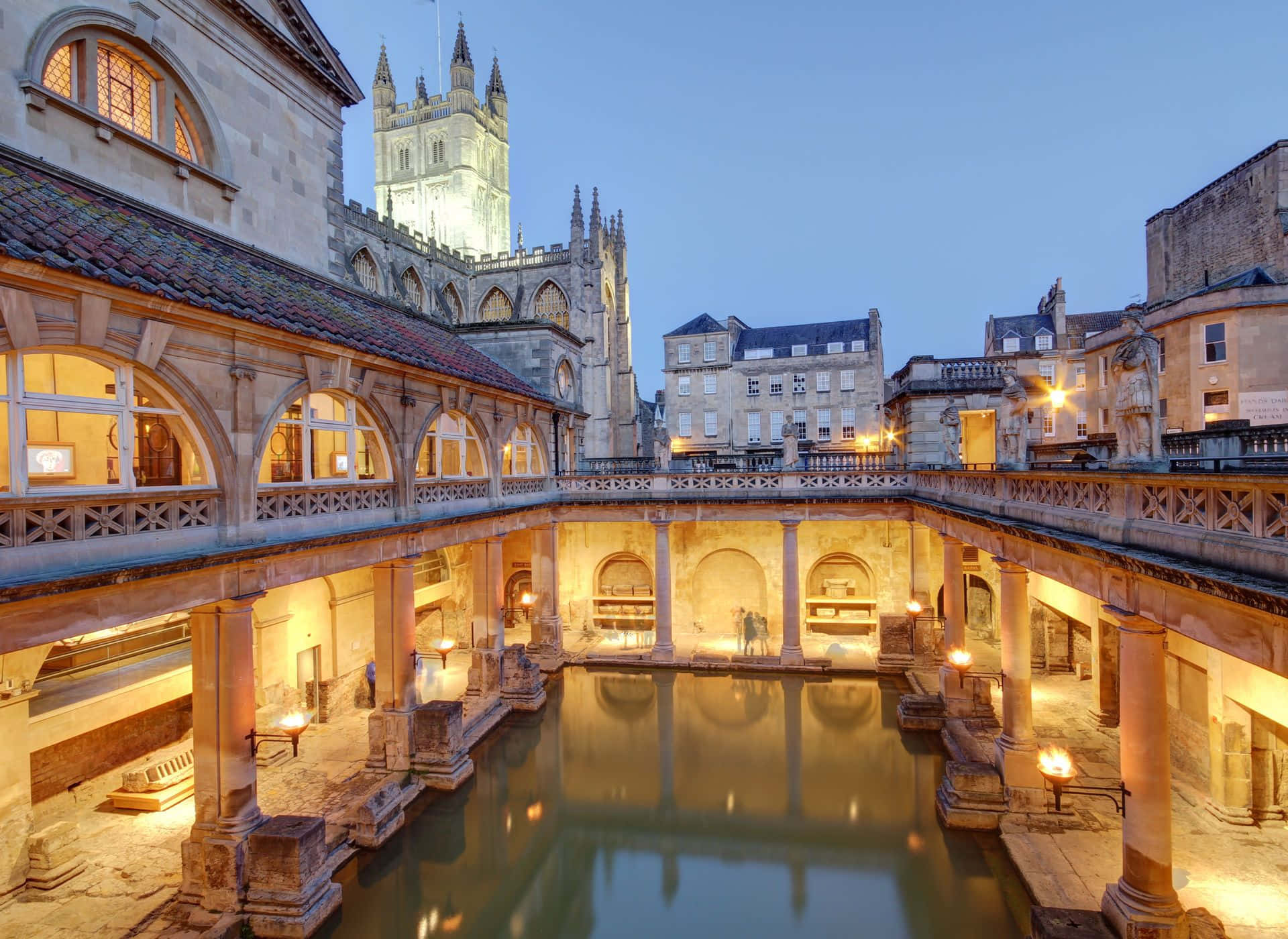 Dusk Settling Over The Historic City Of Bath, Uk Wallpaper