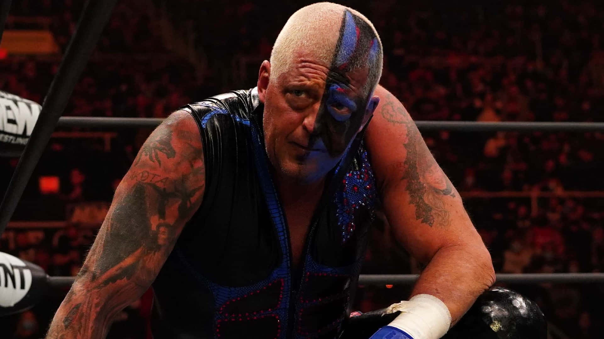 WWE Legend Pokes Fun at Cody Rhodes' Neck Tattoo With a Cheeky Dig -  EssentiallySports