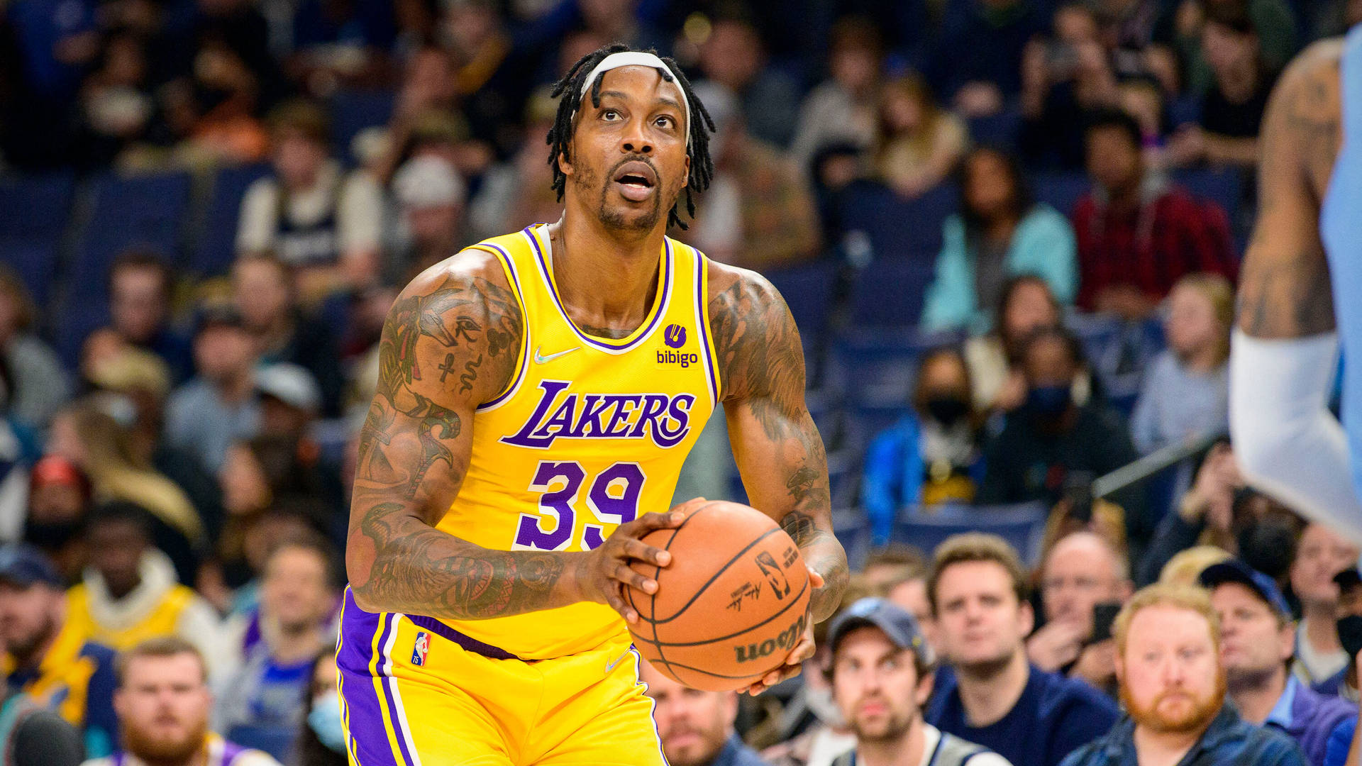 Dwight Howard LA Lakers Basketball Skydning tapet Wallpaper
