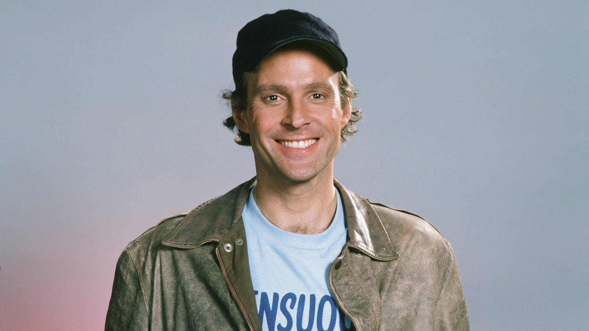 Dwight Schultz As Howling Mad In The A-Team Wallpaper