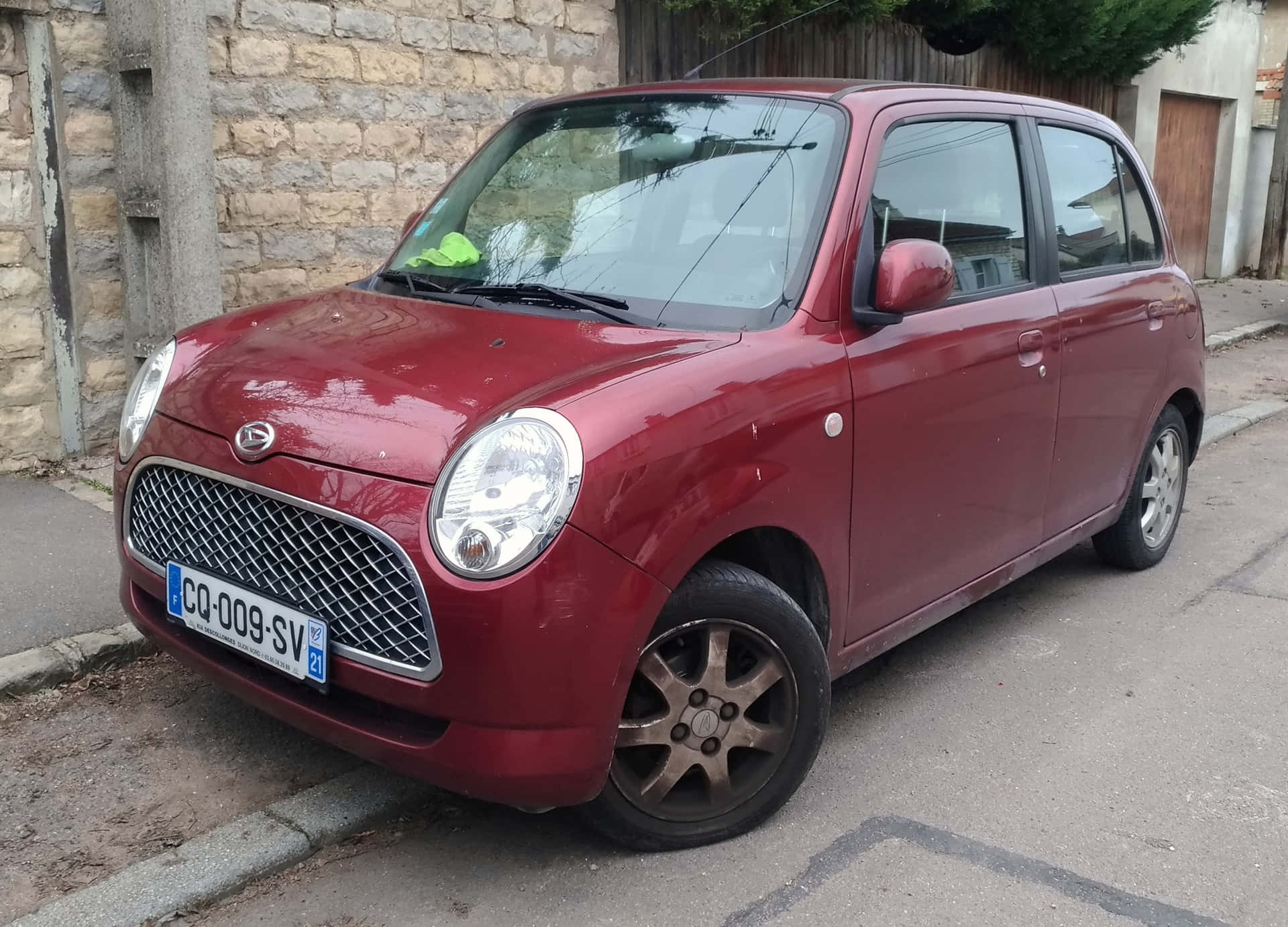 Daihatsu Trevis Dynamique En Mouvement Fond d'écran