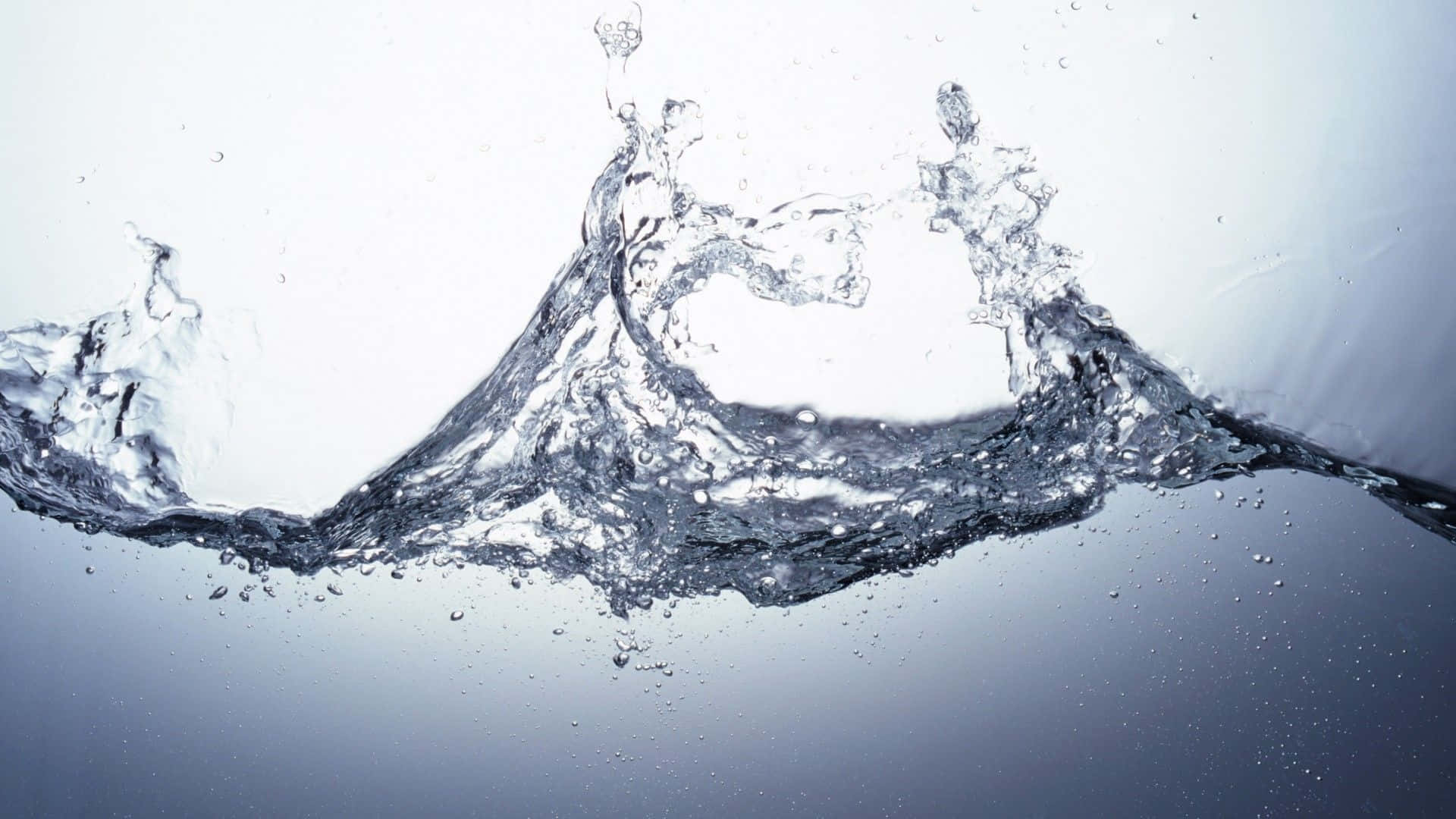 Dynamic Water Splash Photography Wallpaper