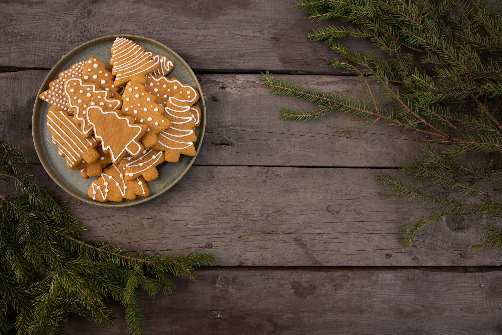 Earthy Christmas Cookies Wallpaper