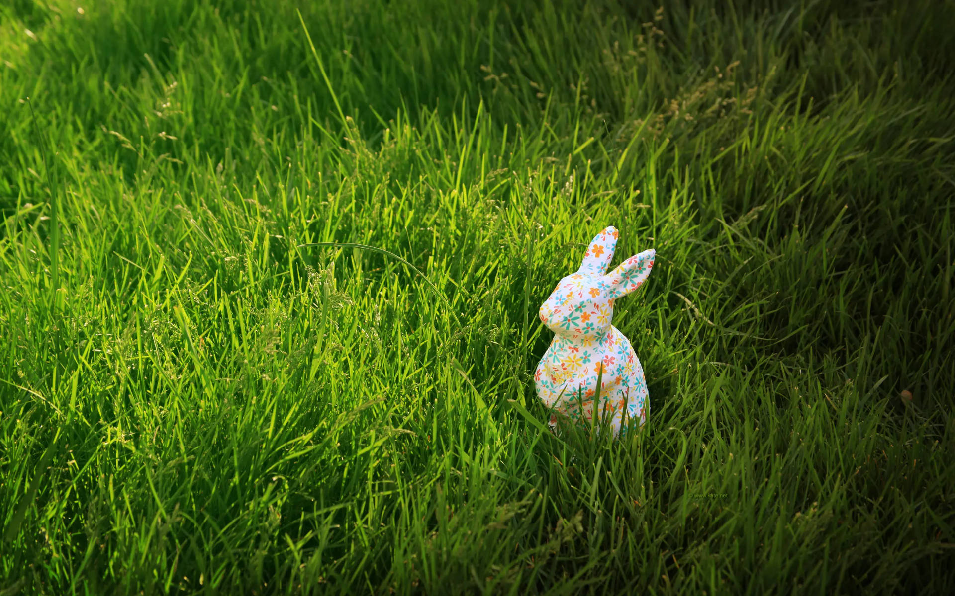 Easter Desktop Ceramic Painted Rabbit Wallpaper