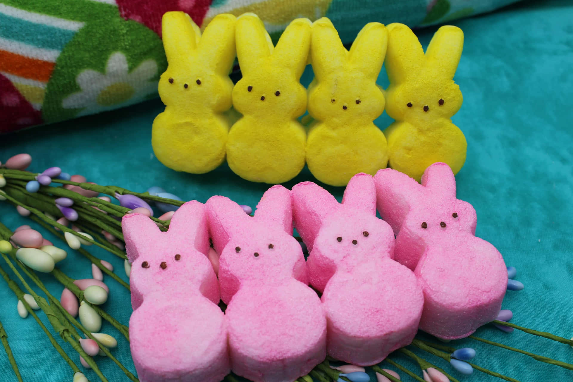 Easter Peeps Yellow Bunnies Pink Chicks Wallpaper