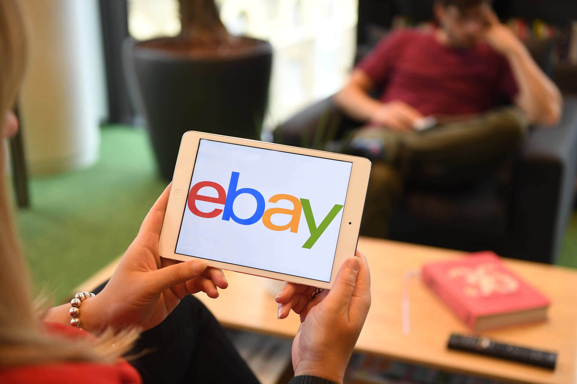 Ebay Logo Tablet Wallpaper