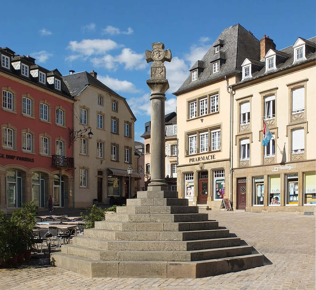 Echternach Markedsplass Monument Bakgrunnsbildet