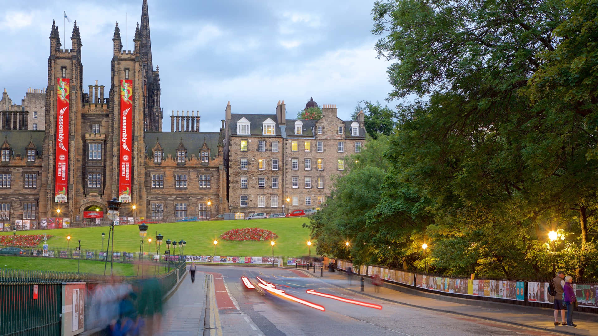 Edinburgh Historic Architecture Dusk Wallpaper