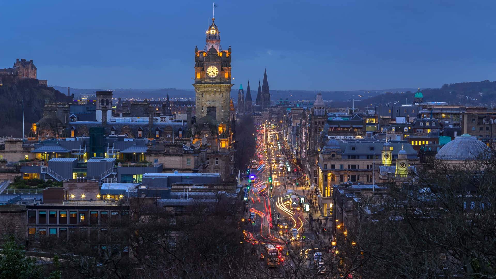 Edinburgh Princes Street Dusk View Wallpaper