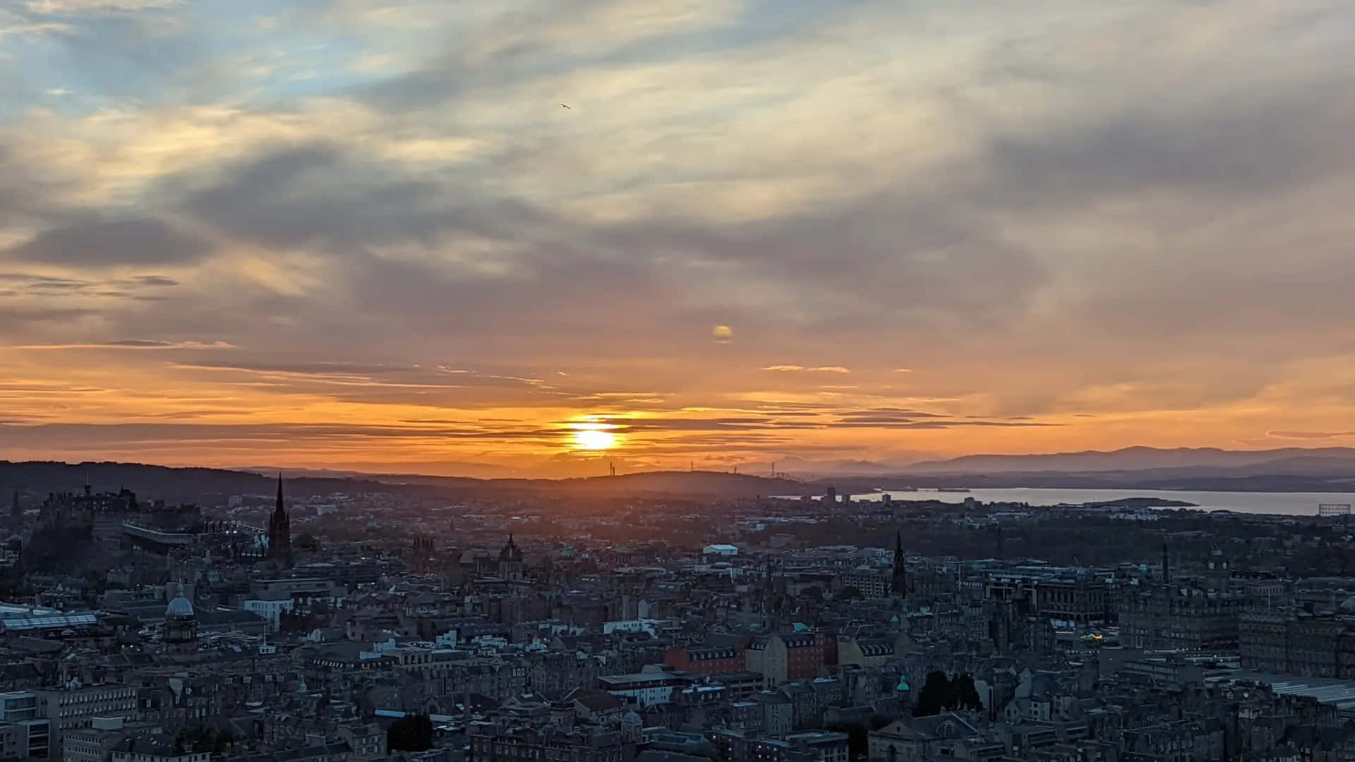 Edinburgh_ Sunset_ View_from_ Salisbury_ Crags Wallpaper